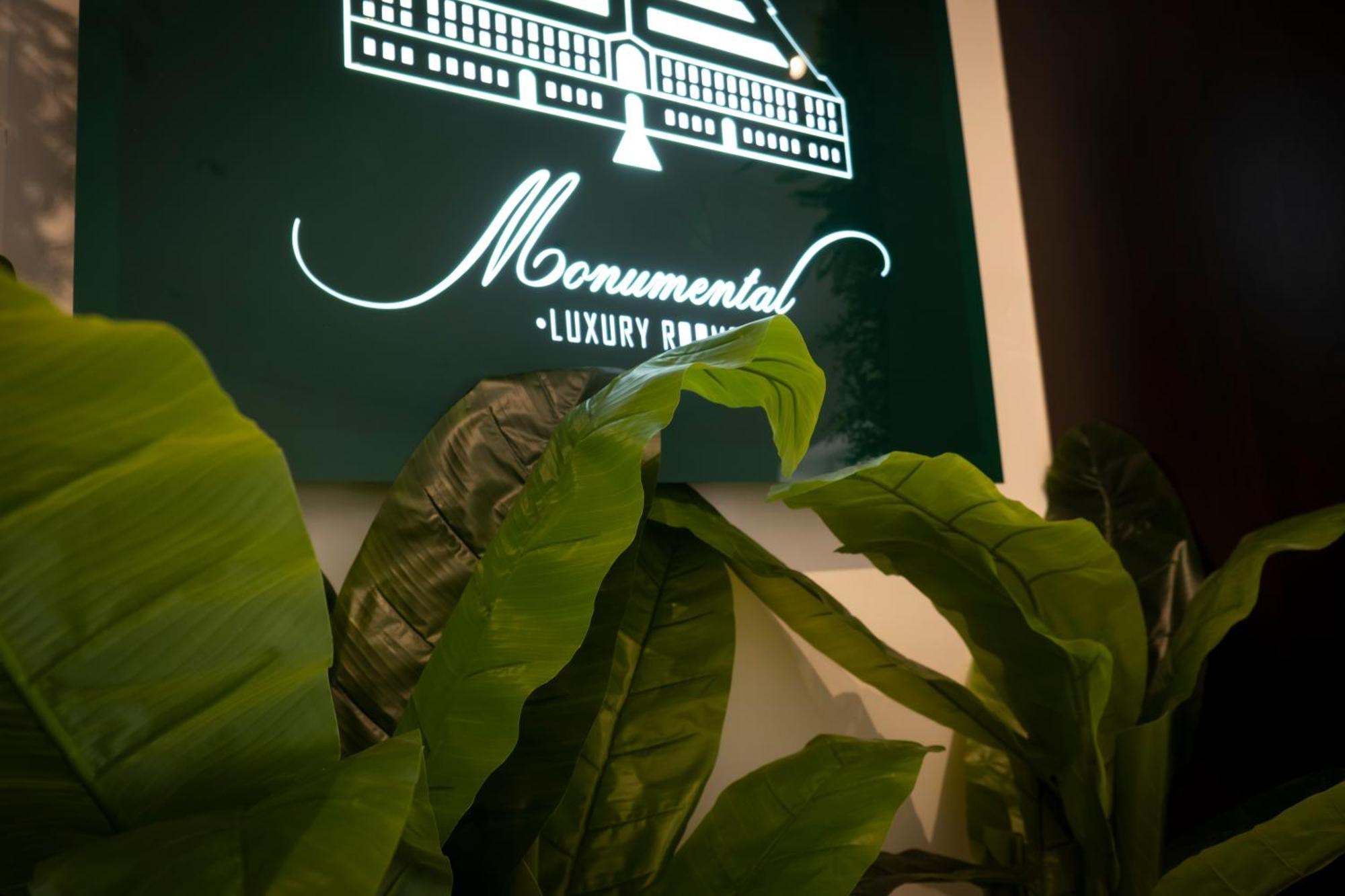 Monumental Luxury Rooms Caserta Exterior photo